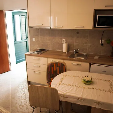 Apartmán House Nataniel In Near Sea
